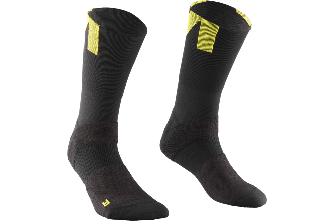 calcetines-mavic-essential-thermo-black-silver-3-bicimax